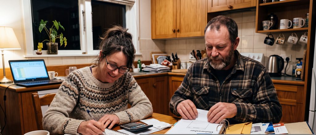 How to Compare Debt-Consolidation Options After Car Repairs or Appliance Replacement